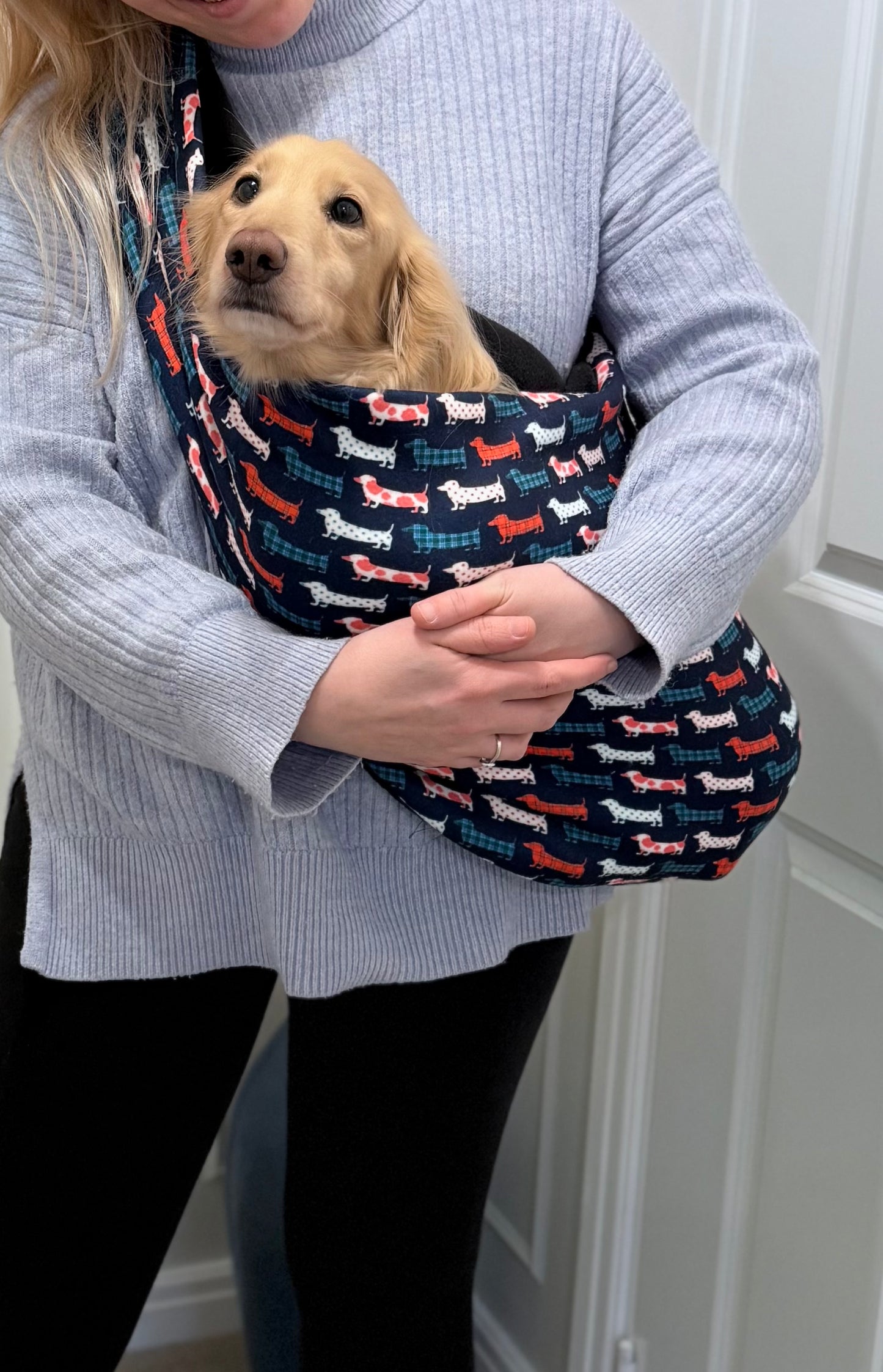 Hugo and Ted Print Fleece Comfortable Dog Sling Carrier – Ideal for Small, Elderly, or Disabled Dogs