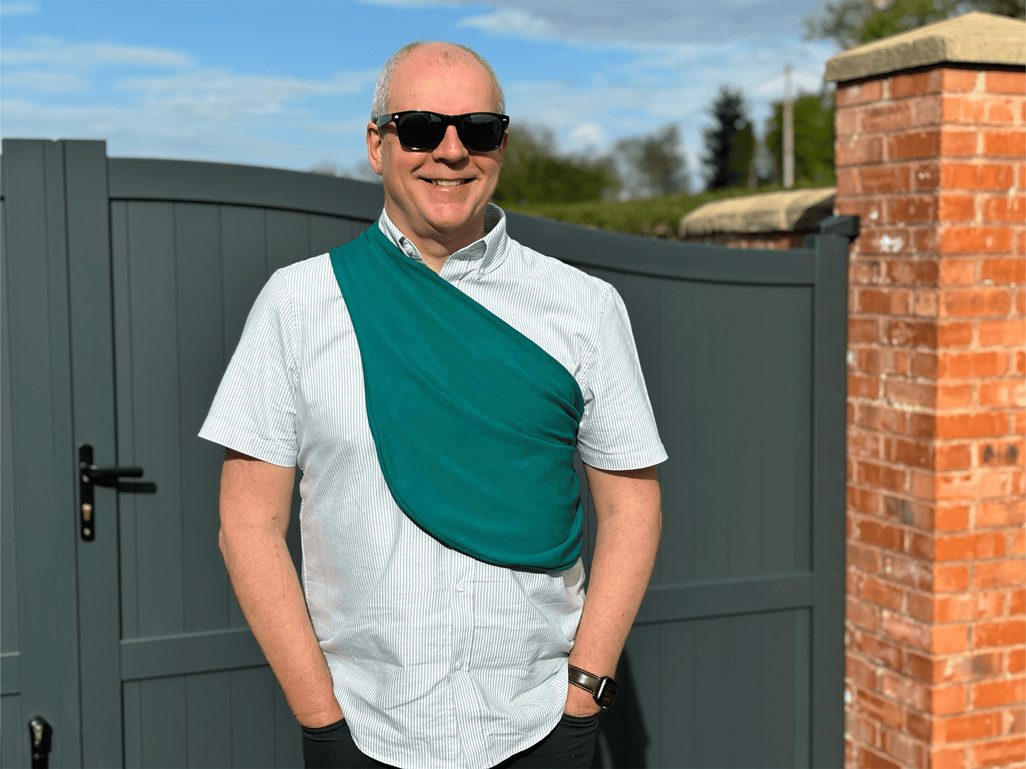 Lightweight Summer Jersey Dog Sling Carrier – Perfect for Small, Elderly, or Disabled Dogs in Warmer Weather - Hugo and Ted