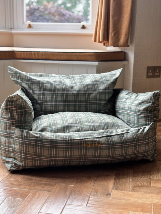 Luxe Lounger Deluxe Dog Sofa Bed – Luxury Pet Couch for Ultimate Comfort - Hugo and Ted