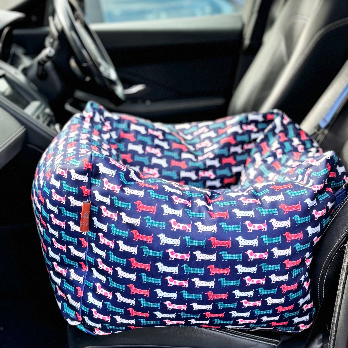 Waterproof Rainfleece Hugo and Ted Collection Car Beds - Hugo and Ted