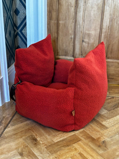 Autumn Bouclé Car Bed for Dogs – Ultra - Soft, Secure & Travel - Friendly Comfort - Hugo and Ted