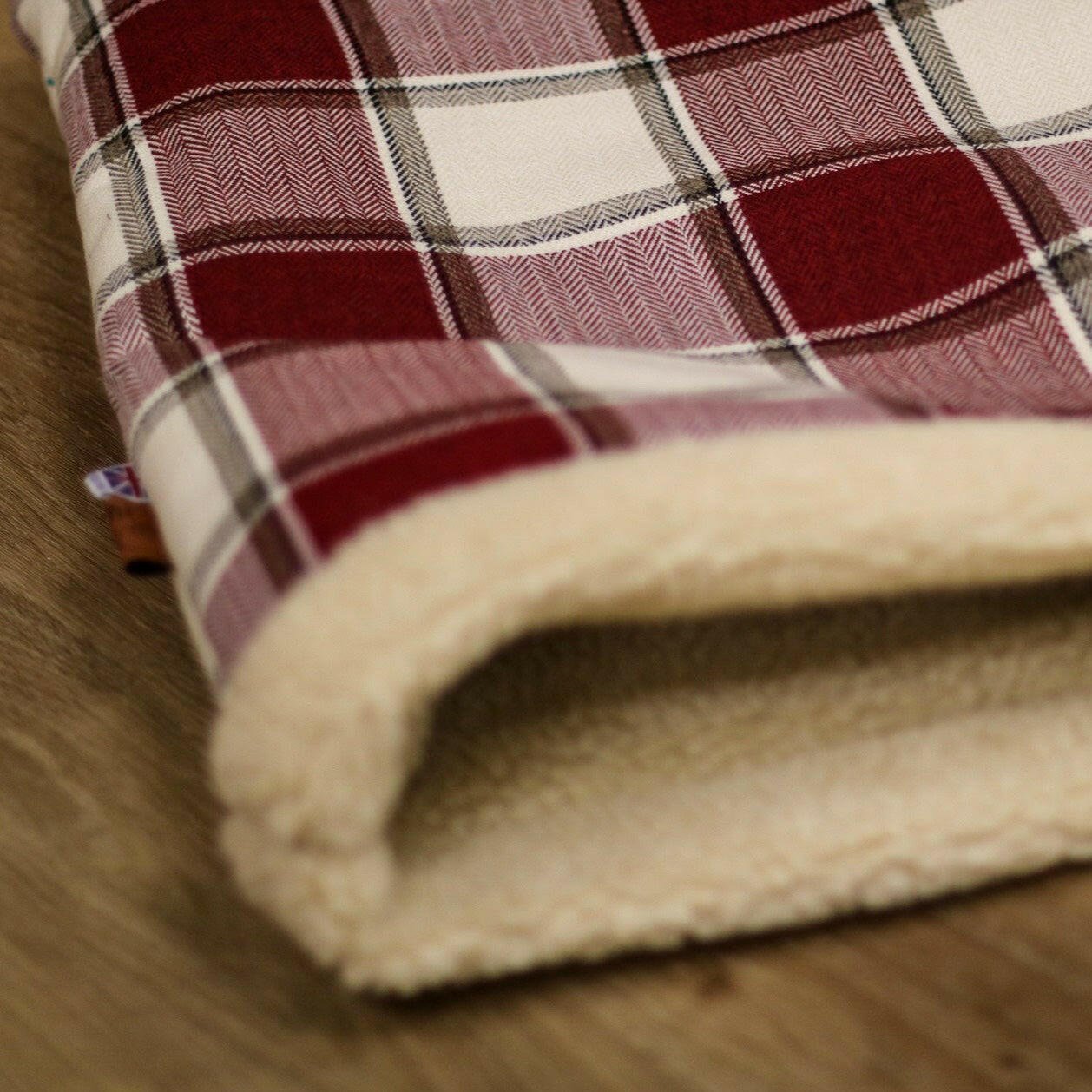 Heritage Collection Snuggle Sacks - Hugo and Ted