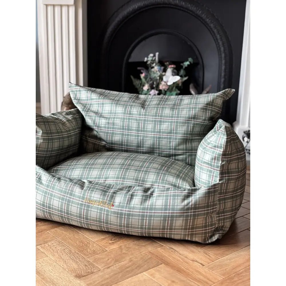 Luxe Lounger Deluxe Dog Sofa Bed - Hugo and Ted