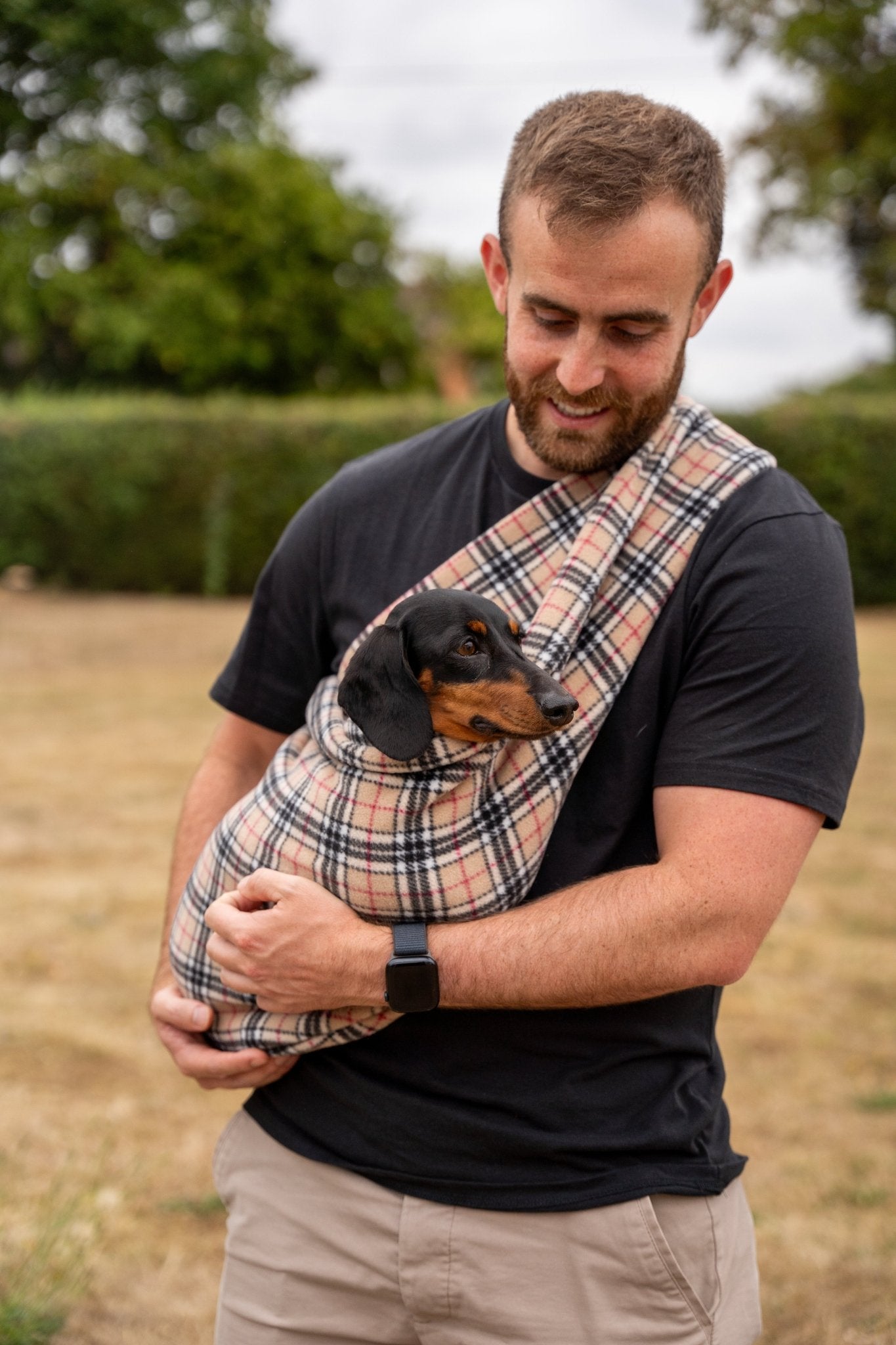 Patterned Fleece Comfortable Dog Sling Carrier – Ideal for Small, Elderly, or Disabled Dogs - Hugo and Ted