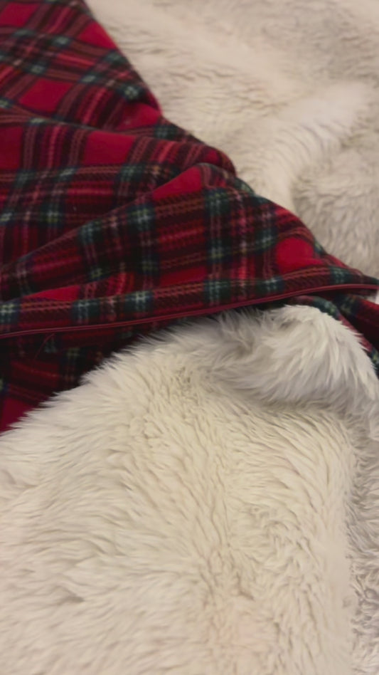 The Cuddle, Nap and Wrap