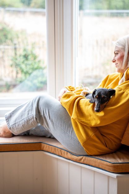 The Hoogle Pet Cuddle Hoodie – Soft Cotton Sweatshirt with Adjustable Pouch and Teddy Fleece Lining - Hugo and Ted