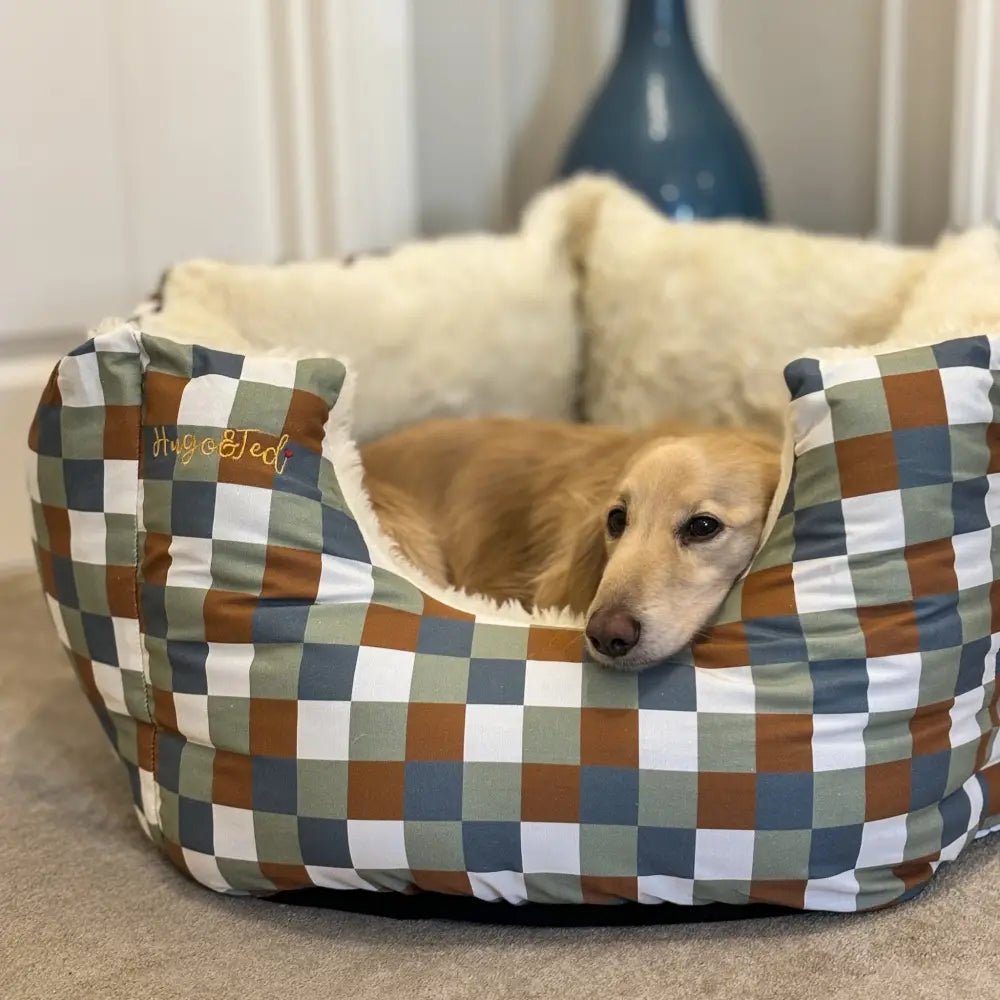 Toby Tartan Collection Rainfleece Fortress Bed - Removable Covers, Machine Washable - Hugo and Ted