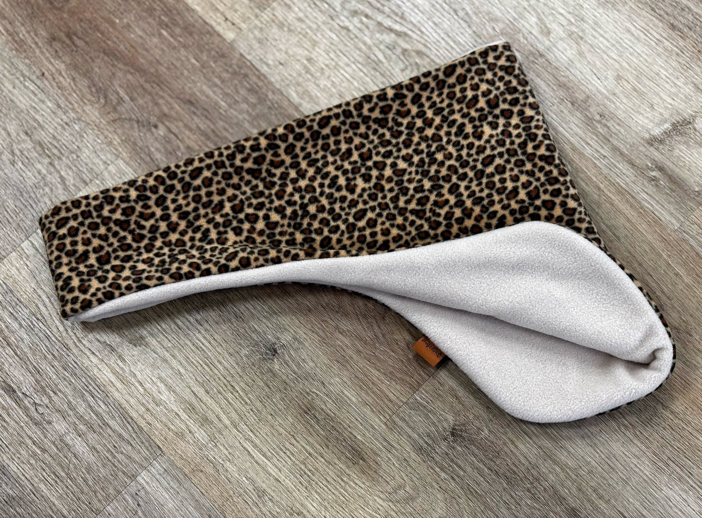 Two Tone Fleece Dog Sling Carrier – Comfortable , Ideal for Small, Elderly, or Disabled Dogs - Hugo and Ted